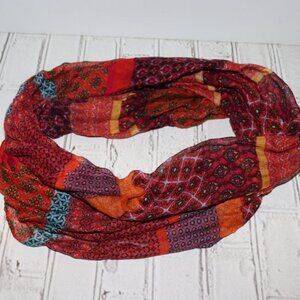 🔥🧣 Red & Orange Patterned Infinity Scarf – 19" x 68" Warm Tones · Cozy Loop ·